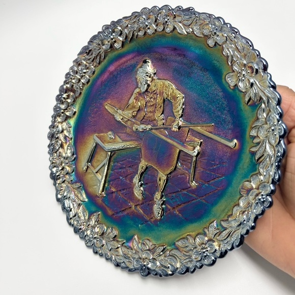 Fenton - Vintage (1970s) Carnival Art Glass Plate. NOT FOR FOOD USE!!! - Picture 4 of 17